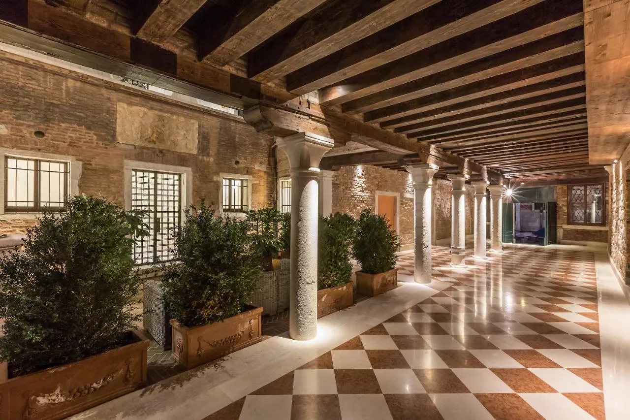 Palazzo Morosini Degli Spezieri - Lifestyle Apartments Veneza