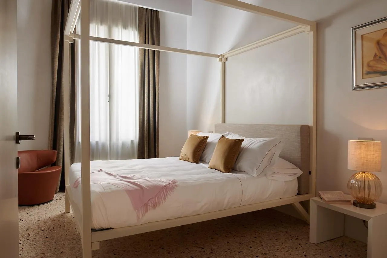 Palazzo Morosini Degli Spezieri - Lifestyle Apartments Veneza